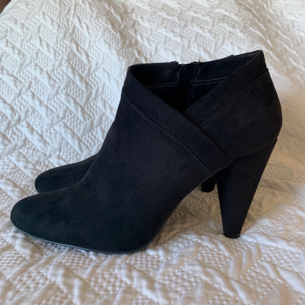 Apt 9 Defined Comfort Bootie - image 2